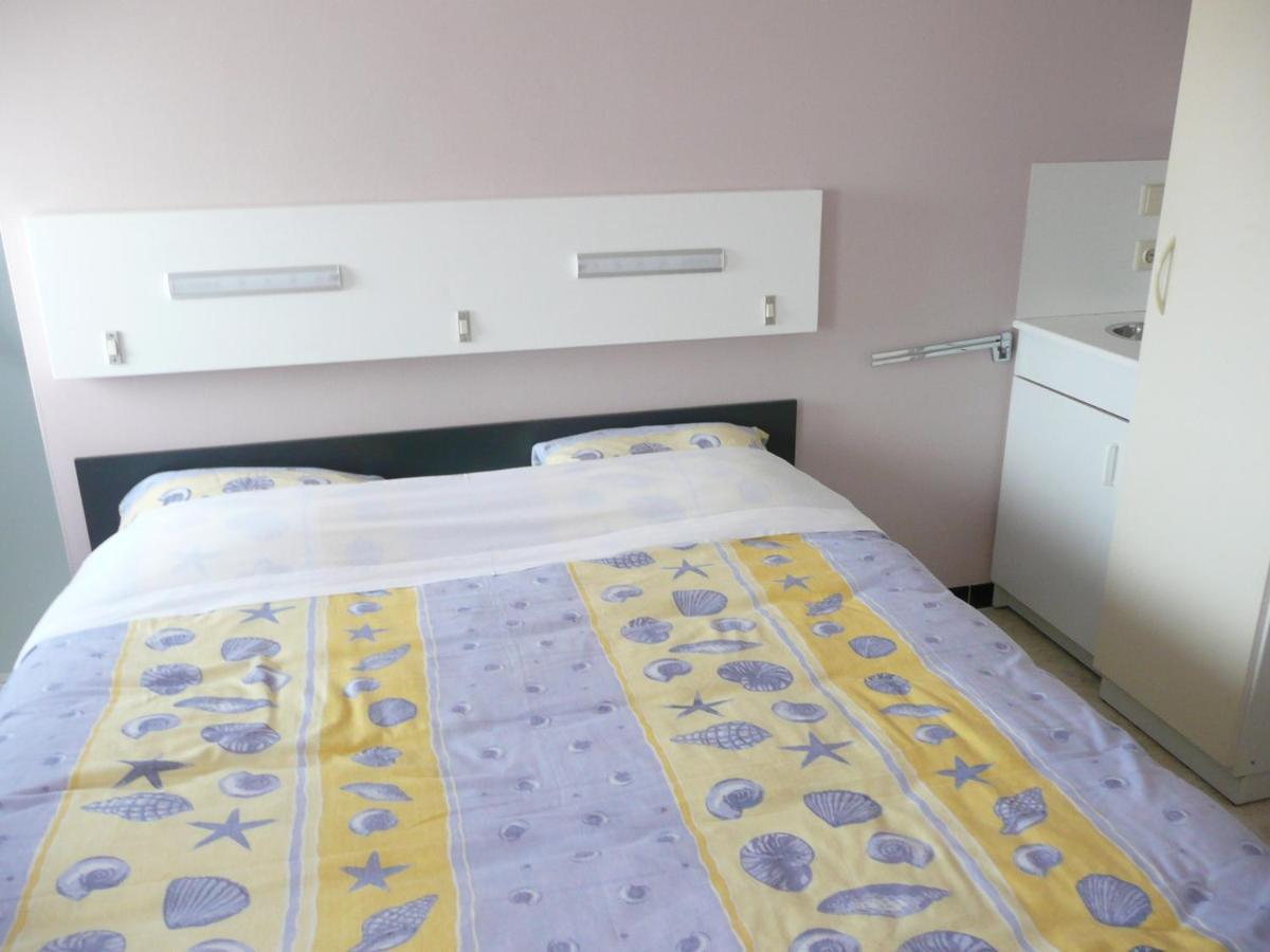 De Windroos Bed & Breakfast Pollinkhove Dış mekan fotoğraf